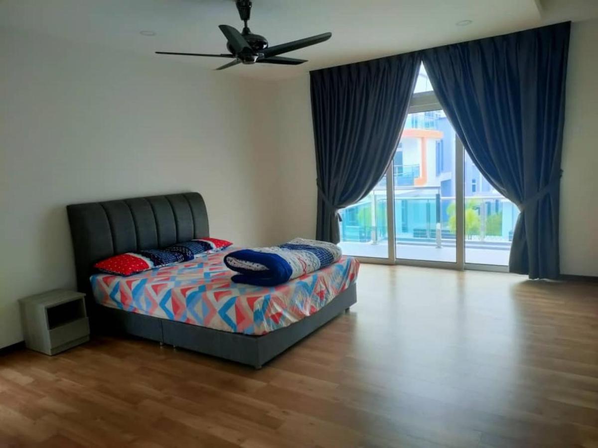 My Home Kayangan Villa Malacca C10 Exterior photo